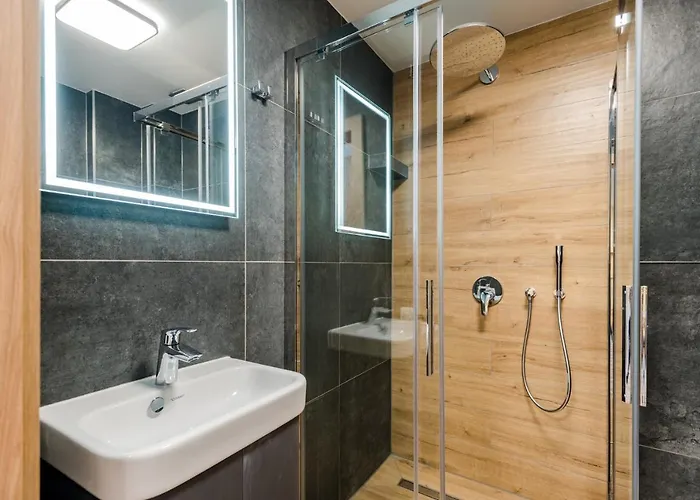 Na Uroczysku * 스클라르스카포렘바