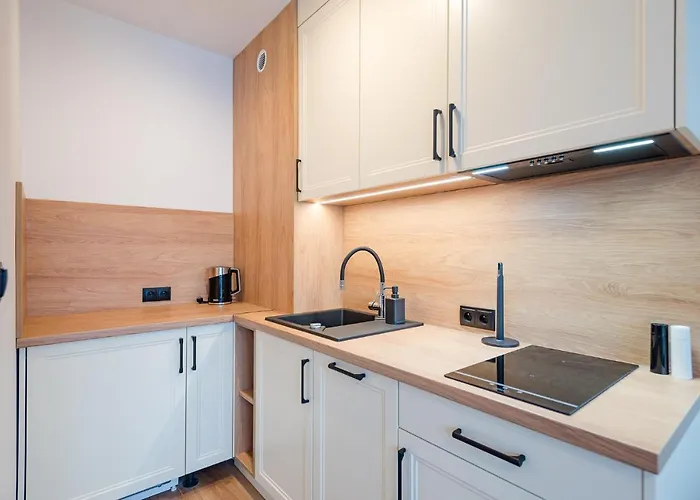 Na Uroczysku 아파트 *